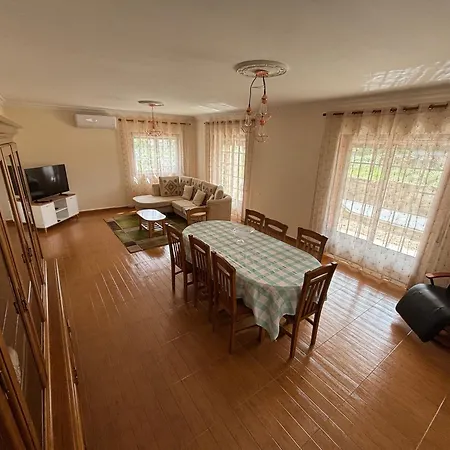 Üdülőpark Casa Dos Neto Carrico *