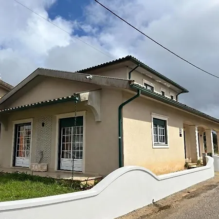 Casa Dos Neto Carrico Holiday park *