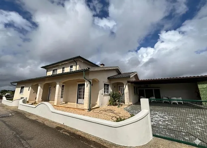 Casa Dos Neto Carrico Holiday park *
