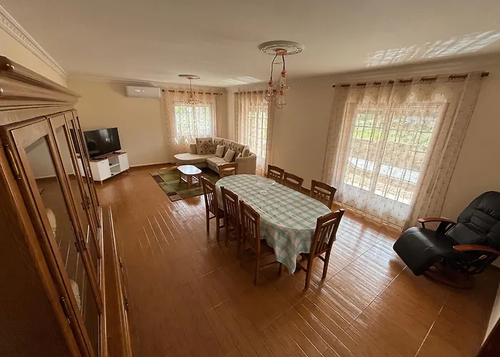 Üdülőpark Casa Dos Neto Carrico *